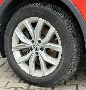 Volkswagen Tiguan 2.0 TDI - imagine 10