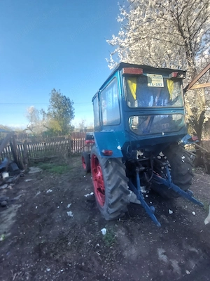 vand cabina tractor u650  - imagine 2