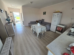 Duplex pe parter Bucovat la asfalt - imagine 8