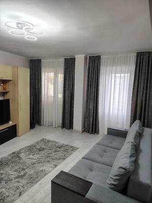 Vand apartament 3 camere centru  - imagine 4