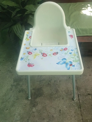 Scaun cu tavita pt bebelusi