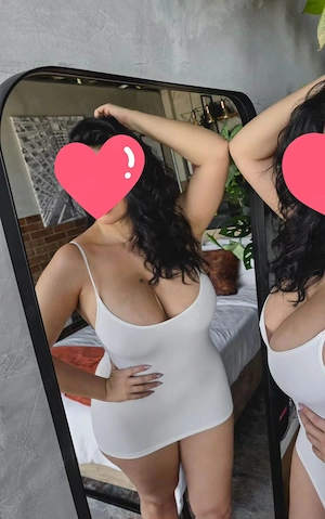 Hello dragilor  voluptoasa Alina   nouă in oraș !!!!! xx   
