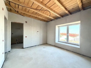 Duplex perete dublu, 4 camere, 166 mp utili, 405 mp teren - Dumbravita - imagine 4
