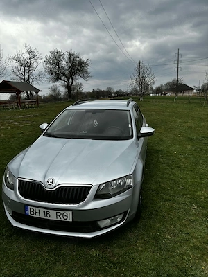 Skoda Octavia 1,6TDI DSG 2015 - imagine 3