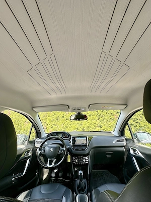 Peugeot 2 km   Moduri de condus   Park assist   Rate   Garantie - imagine 13