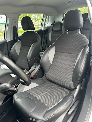 Peugeot 2 km   Moduri de condus   Park assist   Rate   Garantie - imagine 16