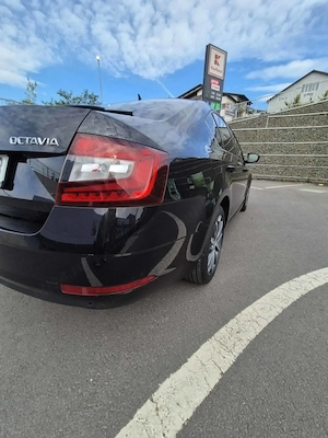 Skoda Octavia 2018 - imagine 5