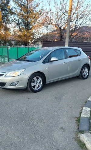 Opel astra J - imagine 5