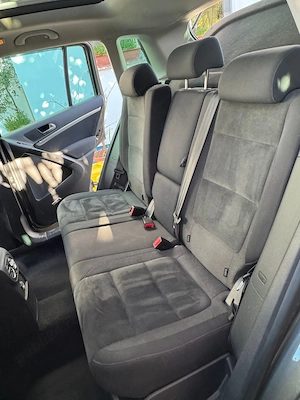 Volkswagen Tiguan 2.0  TDI 4X4, cutie automata DSG - imagine 9