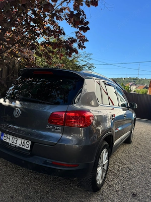 Volkswagen Tiguan 2.0  TDI 4X4, cutie automata DSG - imagine 7