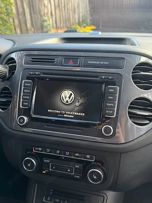 Volkswagen Tiguan 2.0  TDI 4X4, cutie automata DSG - imagine 8