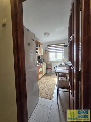 Tomis Nord, Rovere, de vanzare 3 camere, decomandat, gaze - imagine 18
