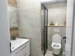 Apartament de vânzare 3 camere  - imagine 3