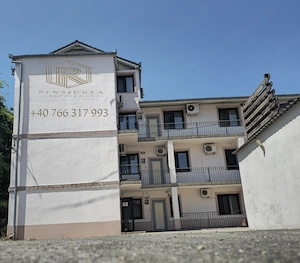 Regim hotelier cu parcare privata - imagine 5