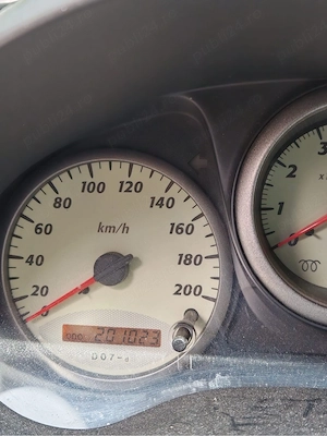 Toyota RAV4 2003 - imagine 6