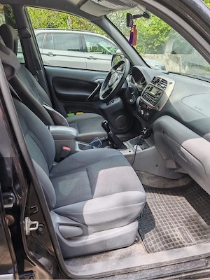Toyota RAV4 2003 - imagine 10