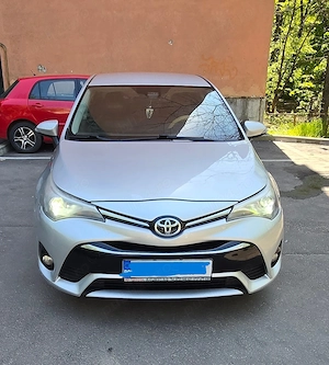 Vând Toyota Avensis 2.0 Diesel   2015 | Stare excelentă | Pregătită de drum!