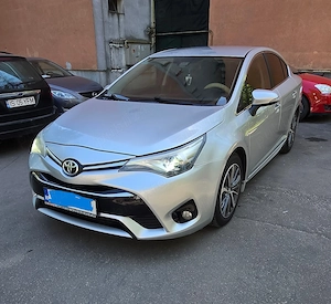 Vând Toyota Avensis 2.0 Diesel   2015 | Stare excelentă | Pregătită de drum! - imagine 2