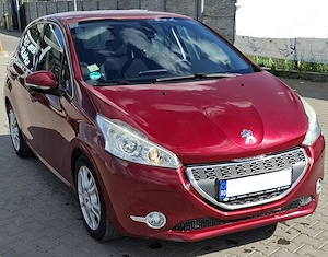 Vand Peugeot 208 I, an 2013, 1.6 VTi (120 CP),caroserie Hatchback, benzina, 127 000 km - imagine 3