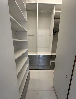 Apartament LUX 3 Camere Centrală Proprie Zona Splaiul Nistrului  - imagine 9