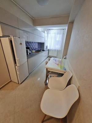Apartament frontal la mare, cu loc de parcare in proprietate - imagine 7