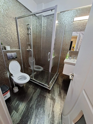 Apartament frontal la mare, cu loc de parcare in proprietate - imagine 9