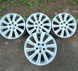 Vând jante Volvo MANNAN 17, 5x108, 7Jx17 ET50 - imagine 3
