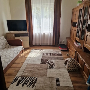 Ap decomandat cu 2 camere et 1