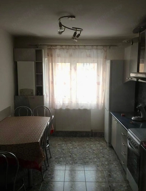 cv 81 Bd.Republicii, apartament 2 camere decomandat , etaj III - imagine 5