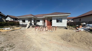 Duplex 3 camere | Toate utilitatile | Teren generos | Zona excelenta