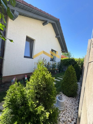 -Casa Individuală -3 dormitoare -2 băi - - imagine 6