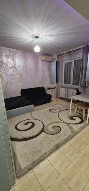 Închiriez garsonieră modernă, Piața Alba Iulia, centrală proprie