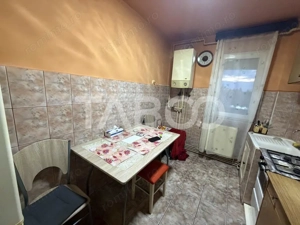Apartament 3 camere etaj 3 boxa la subsol aer conditionat 62 mpu  - imagine 7