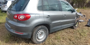 vand tiguan accidentat intreg sau piese - imagine 2