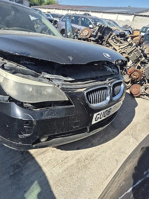 dezmembrez BMW E 60 520 M47