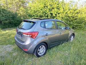 Hyundai ix20 1.4D,an 2012,euro 5,panoramic AC - imagine 6