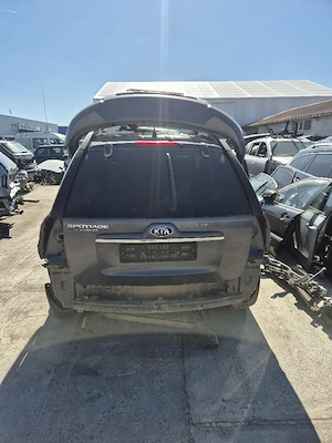 dezmembrez KIA Sportage - imagine 2