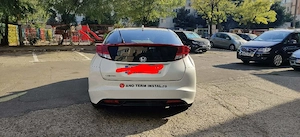 Honda Civic 1.8 benzina hatchback 6 trepte - imagine 4