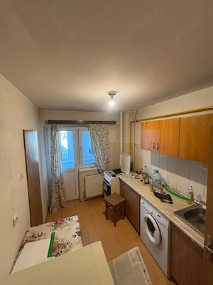 inchiriez apartament cu 3 camere ultracentral, centrala noua, 2 bai, et. 4 8 cu lift, gata de locuit - imagine 3