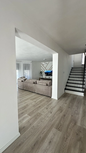 PF vând casă P+M, 174 mp utili - imagine 2