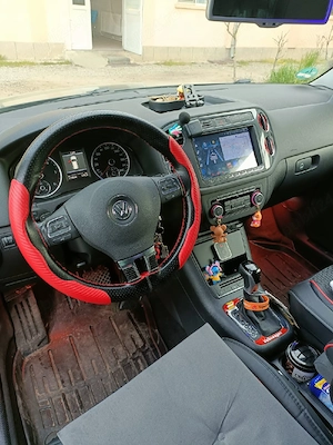 VW Tiguan 2.0 Tdi DSG 4x4 - imagine 6