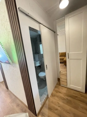 Închiriez  garsonieră modernă Piața Alba Iulia - imagine 7