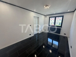 Apartament 2 camere semidecomandat parter renovat 2026 - imagine 2