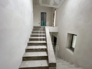 Casa rezidențială cu 7 camere, 3 băi, dressing, pivniță – Sura Mica - imagine 19