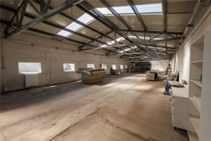 Hala Industriala Renovata + 1500 MP Teren Halchiu - imagine 11