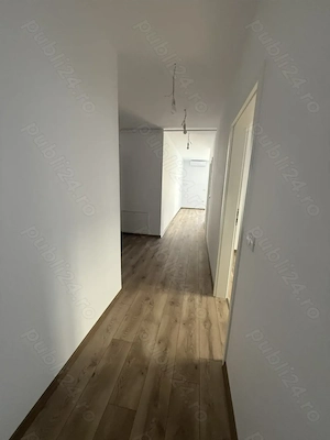 Apartament cu 3 camere 2 balcoane, gradina de 75 mp Giroc - imagine 3
