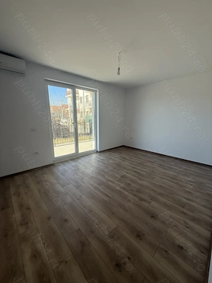 Apartament cu 3 camere 2 balcoane, gradina de 75 mp Giroc