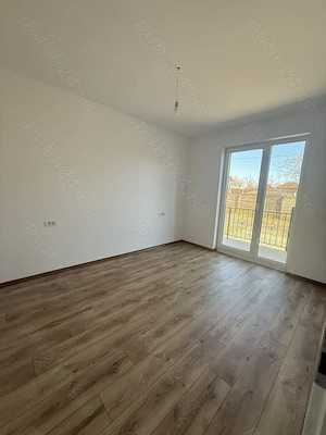Apartament cu 3 camere 2 balcoane, gradina de 75 mp Giroc - imagine 18