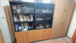 Vând bibliotecă pt birou sau pentru cărți