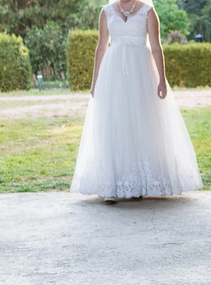 vand rochie de mireasa 